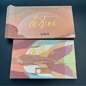 Alamar Cosmetics Destino Eyeshadow Palette - 10 Colors. Mattes & Pearl Finish.